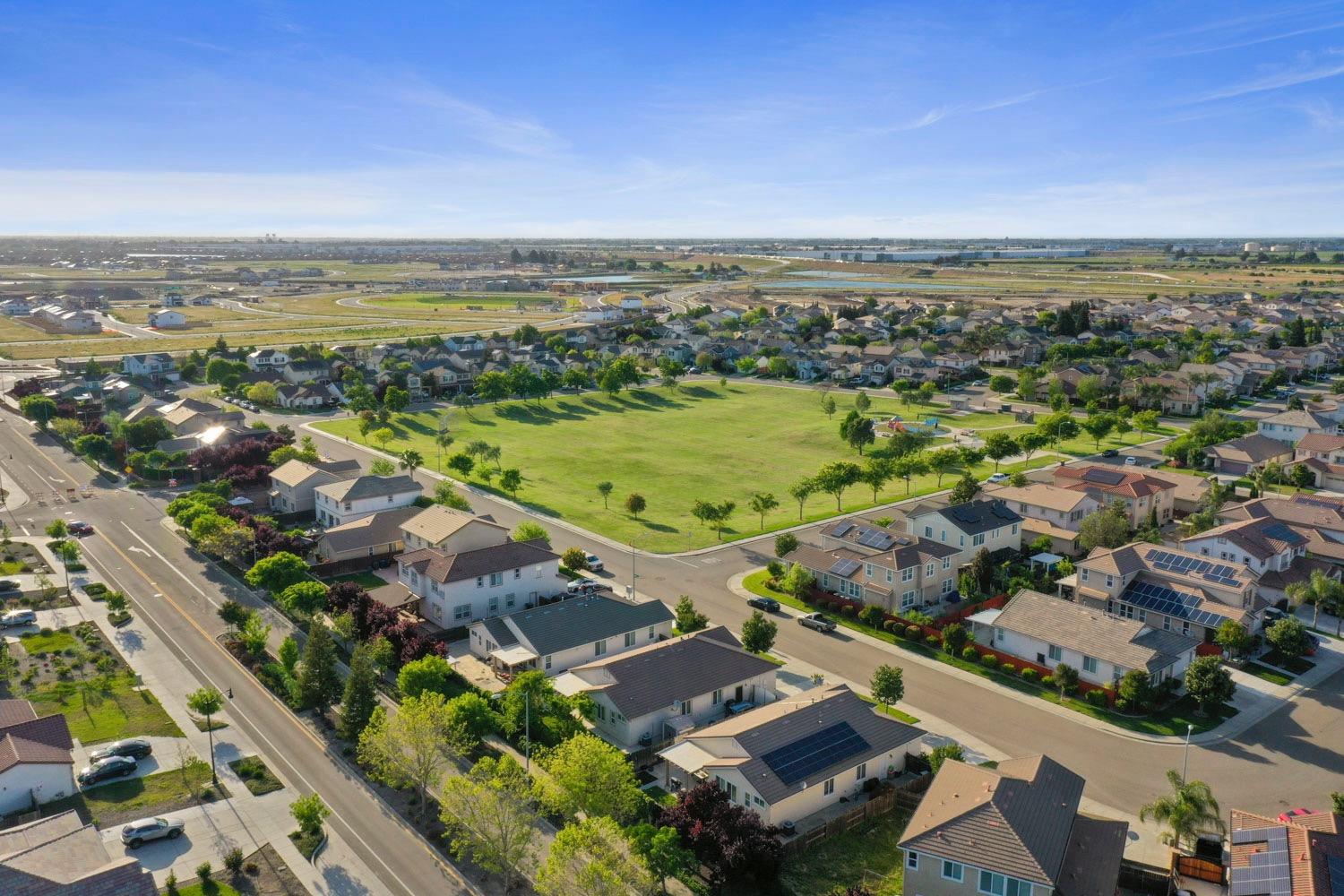 2570 Ancestry Street