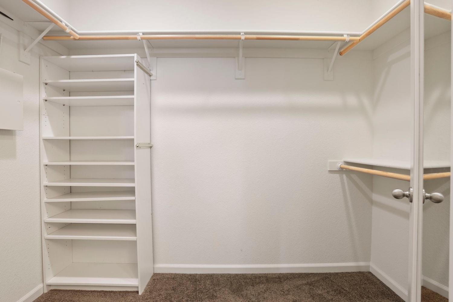 2570 Ancestry Street