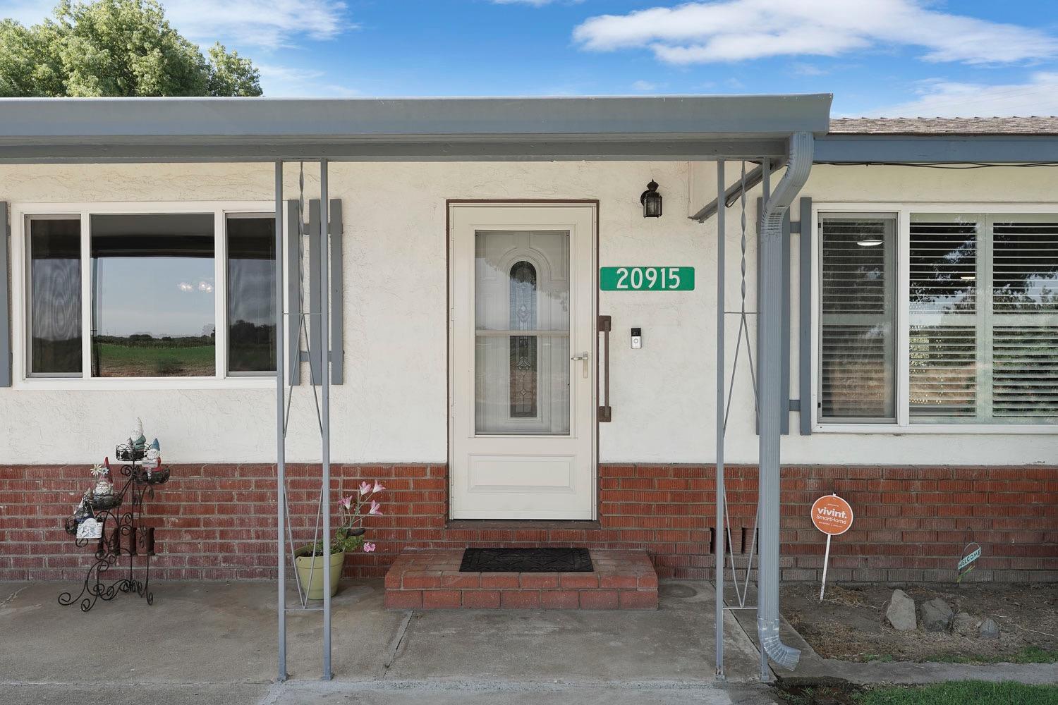 20915 Oleander Avenue