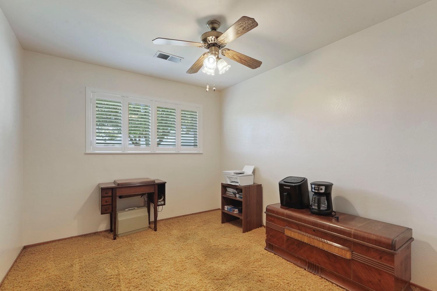 20915 Oleander Avenue