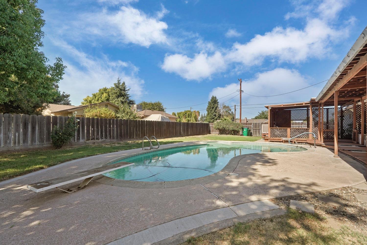 20915 Oleander Avenue