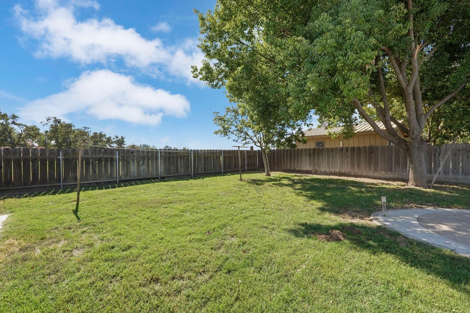 20915 Oleander Avenue