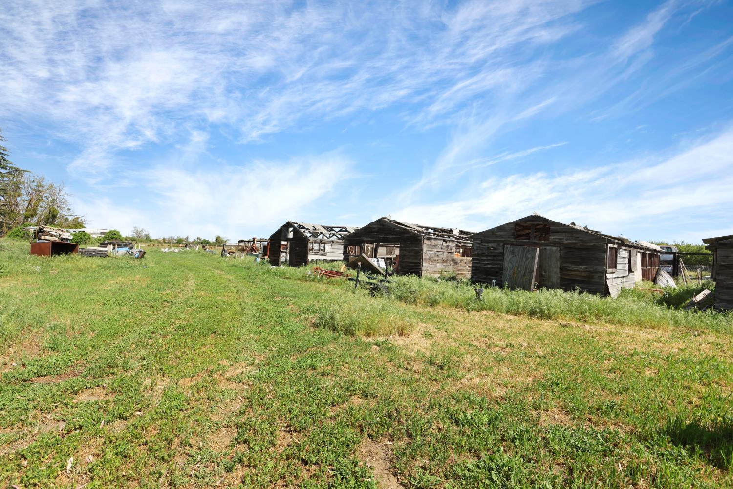 21398 Oleander Avenue