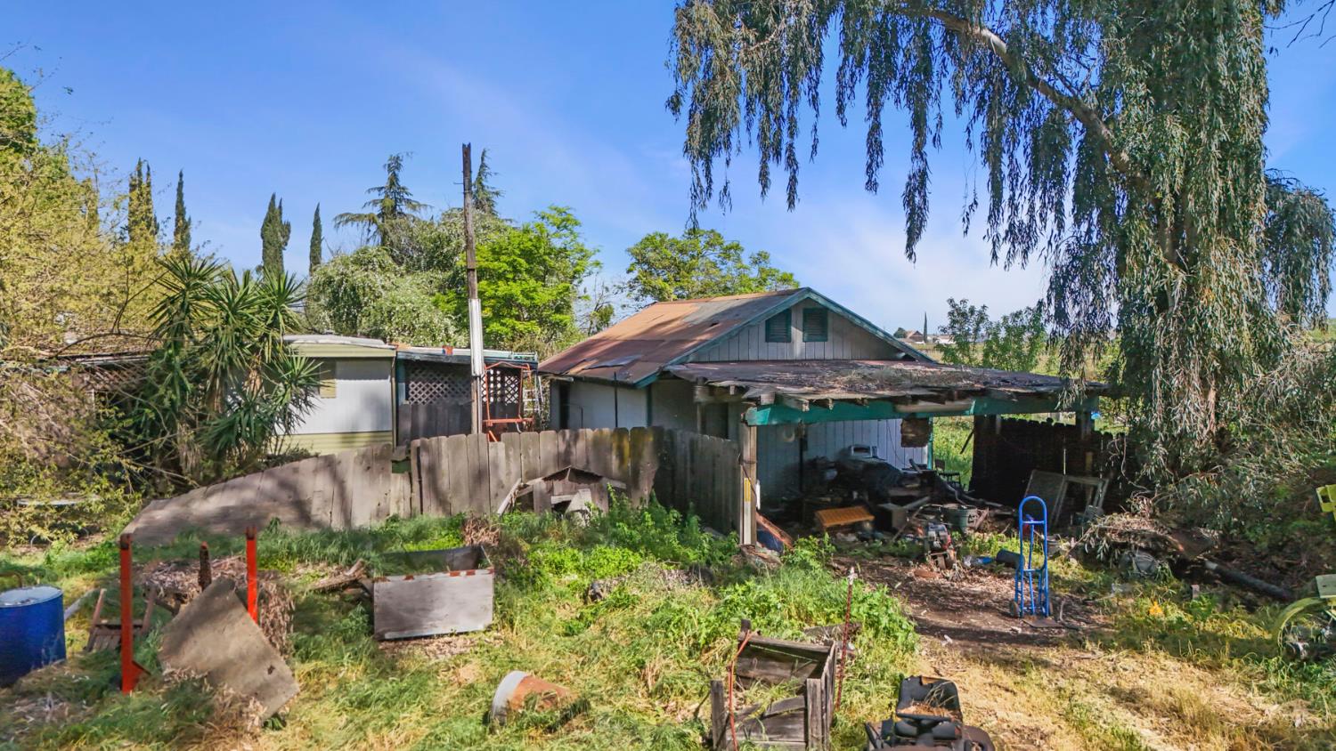 21398 Oleander Avenue