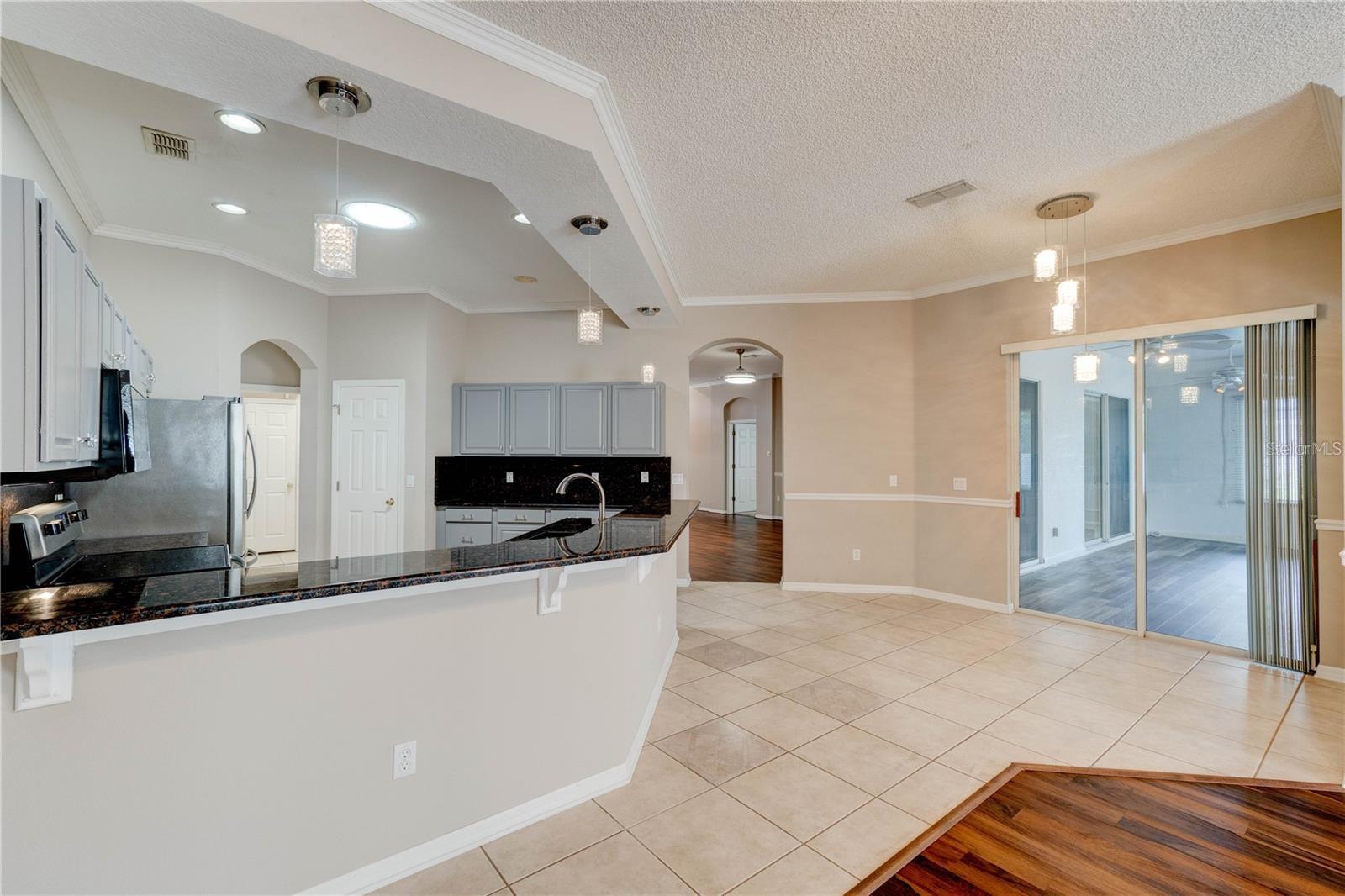 3237 NIGHT BREEZE LN
