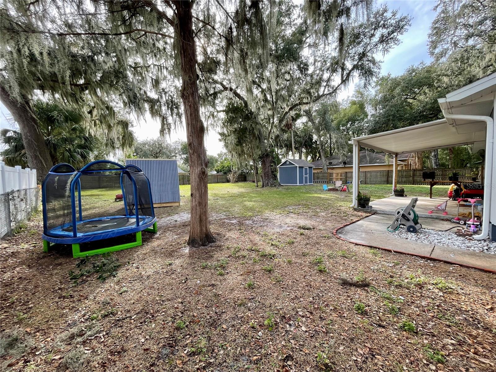 15 SMYRNA DR