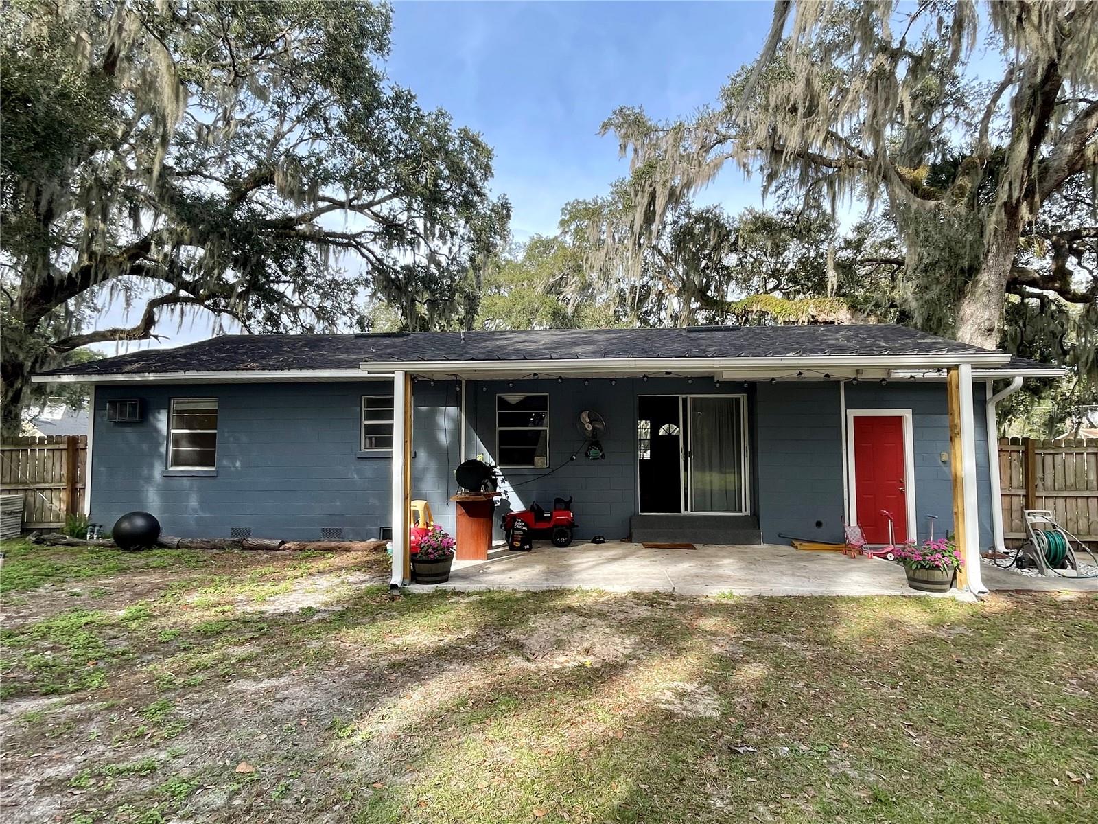 15 SMYRNA DR