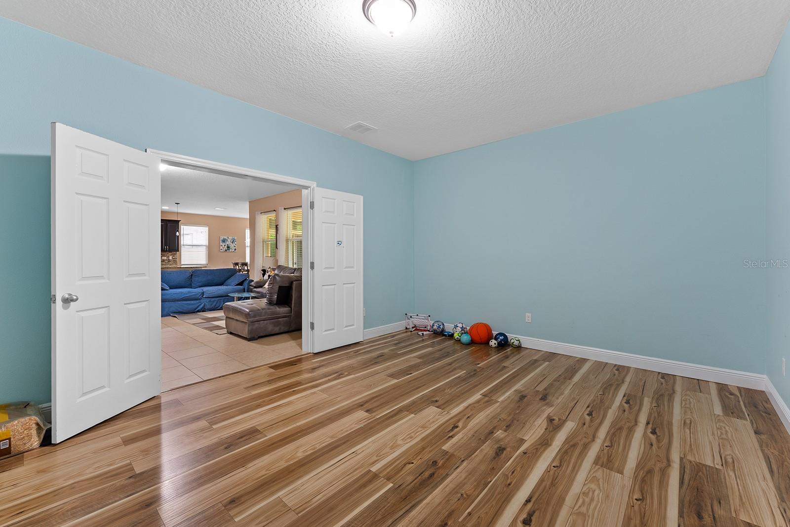 14775 GOLDEN SUNBURST AVE