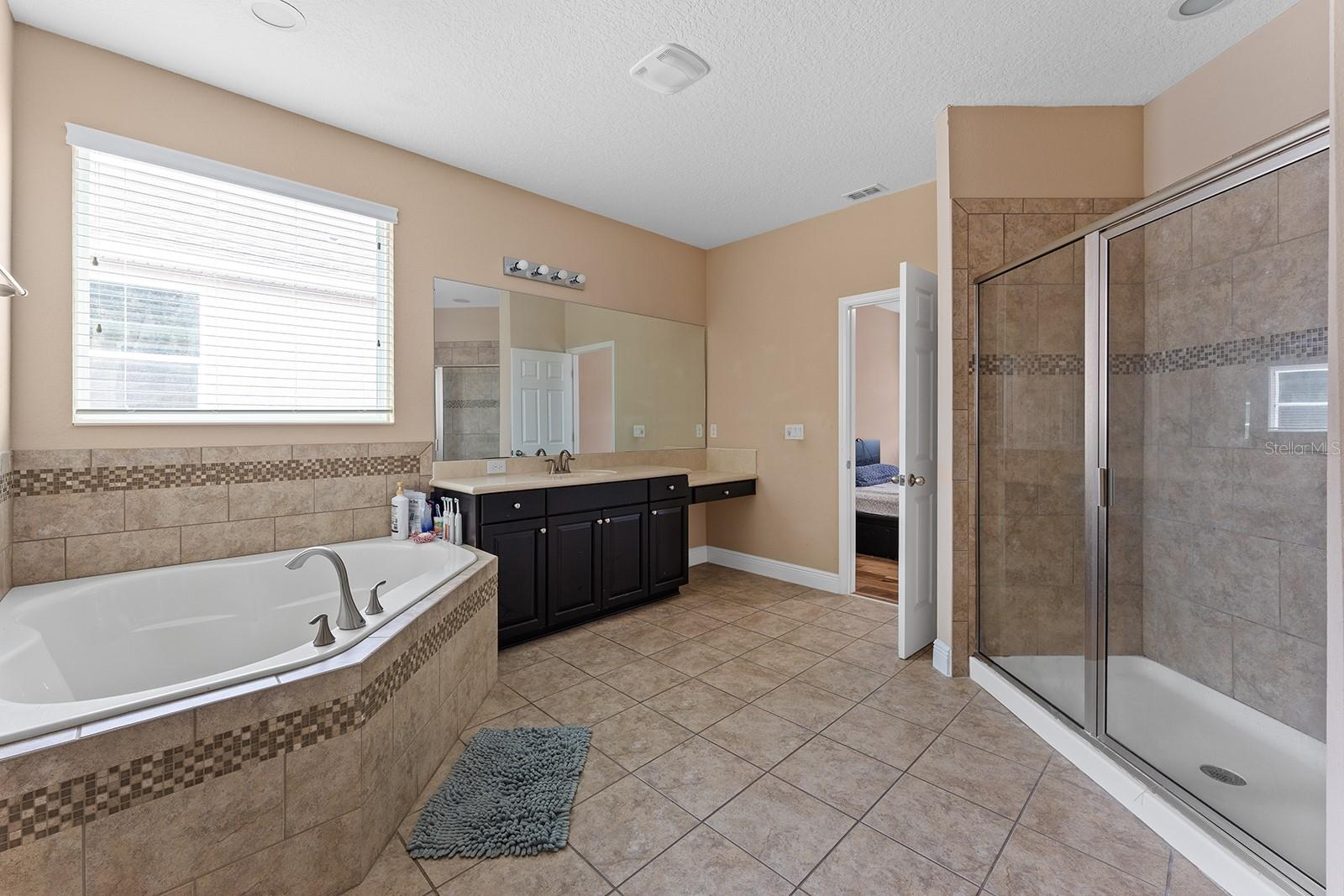 14775 GOLDEN SUNBURST AVE