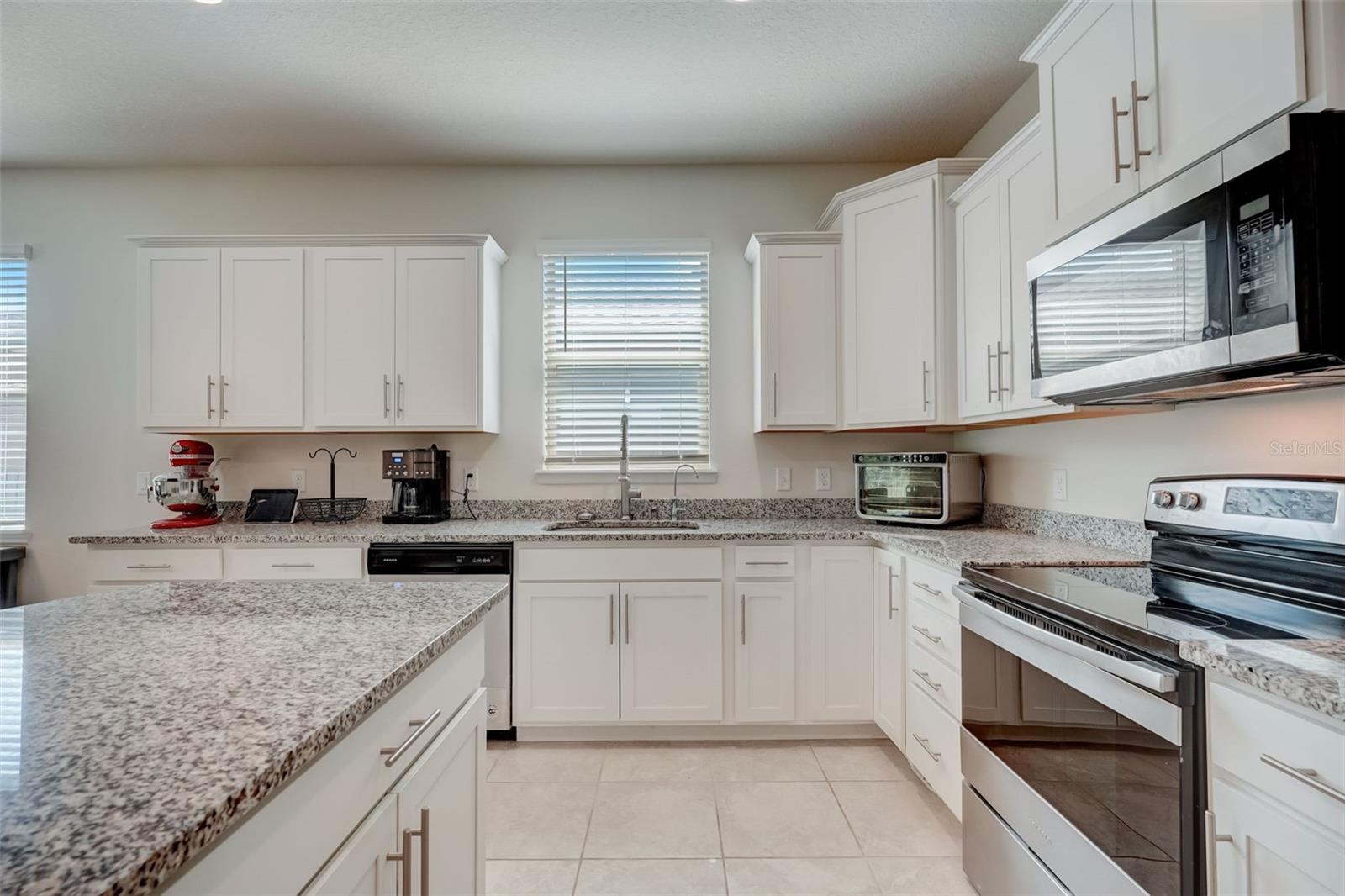 17116 BASSWOOD LN
