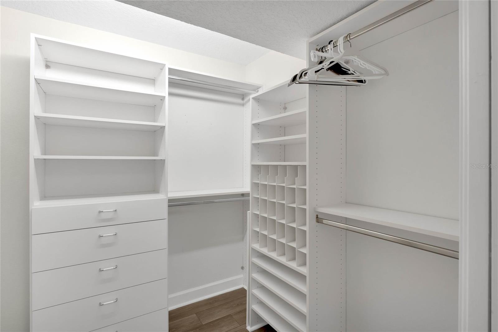 6212 MASTERS BLVD #301