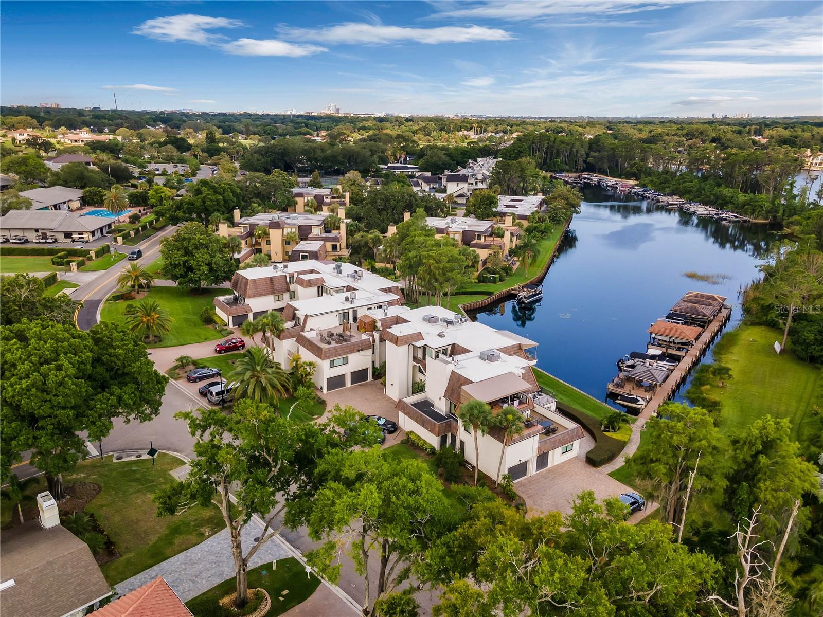 6212 MASTERS BLVD #301