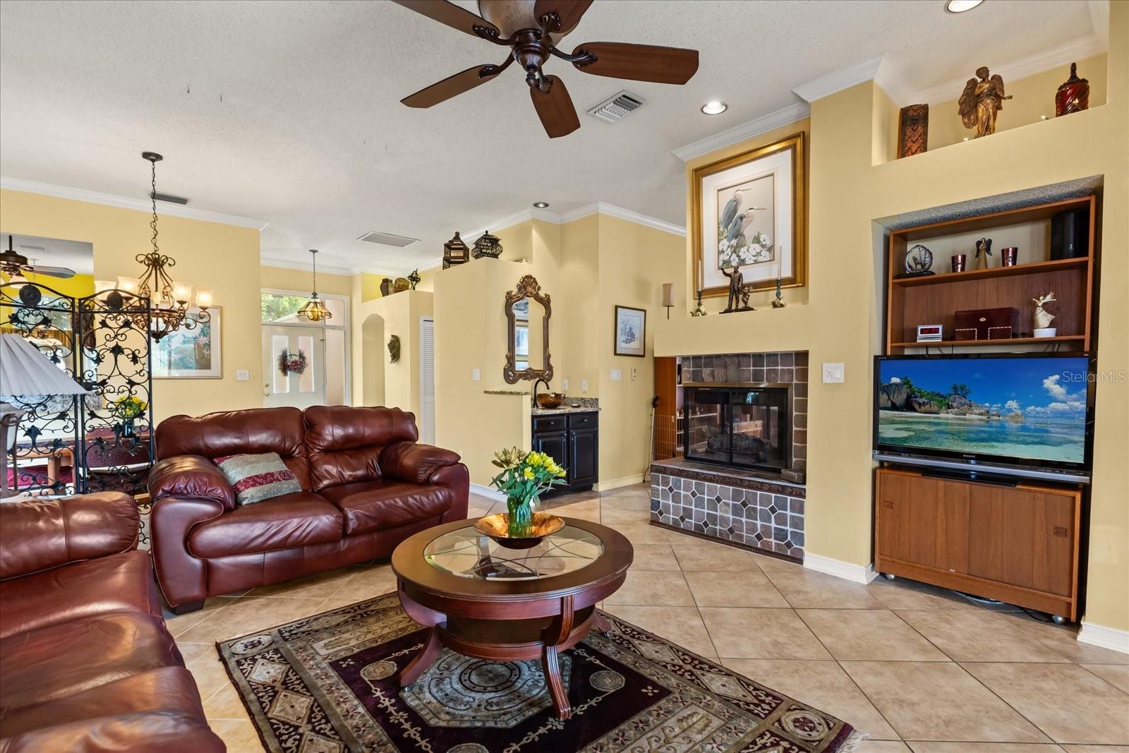 2626 CLARINET DR
