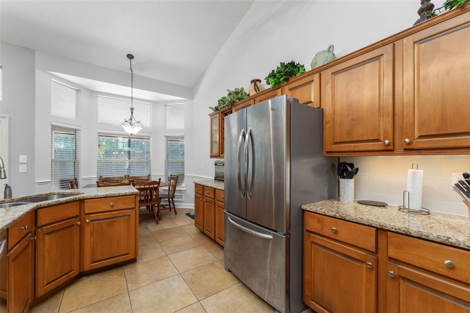 942 DEERWOOD LOOP