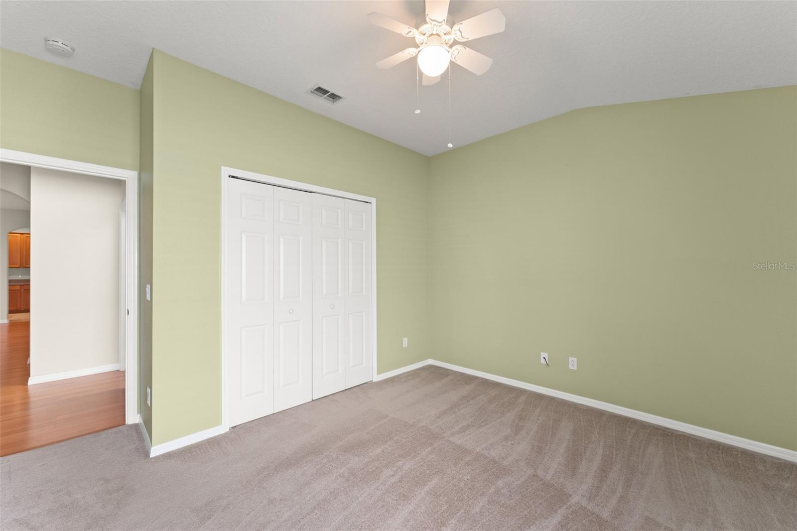 5864 AUTUMN CHASE CIR