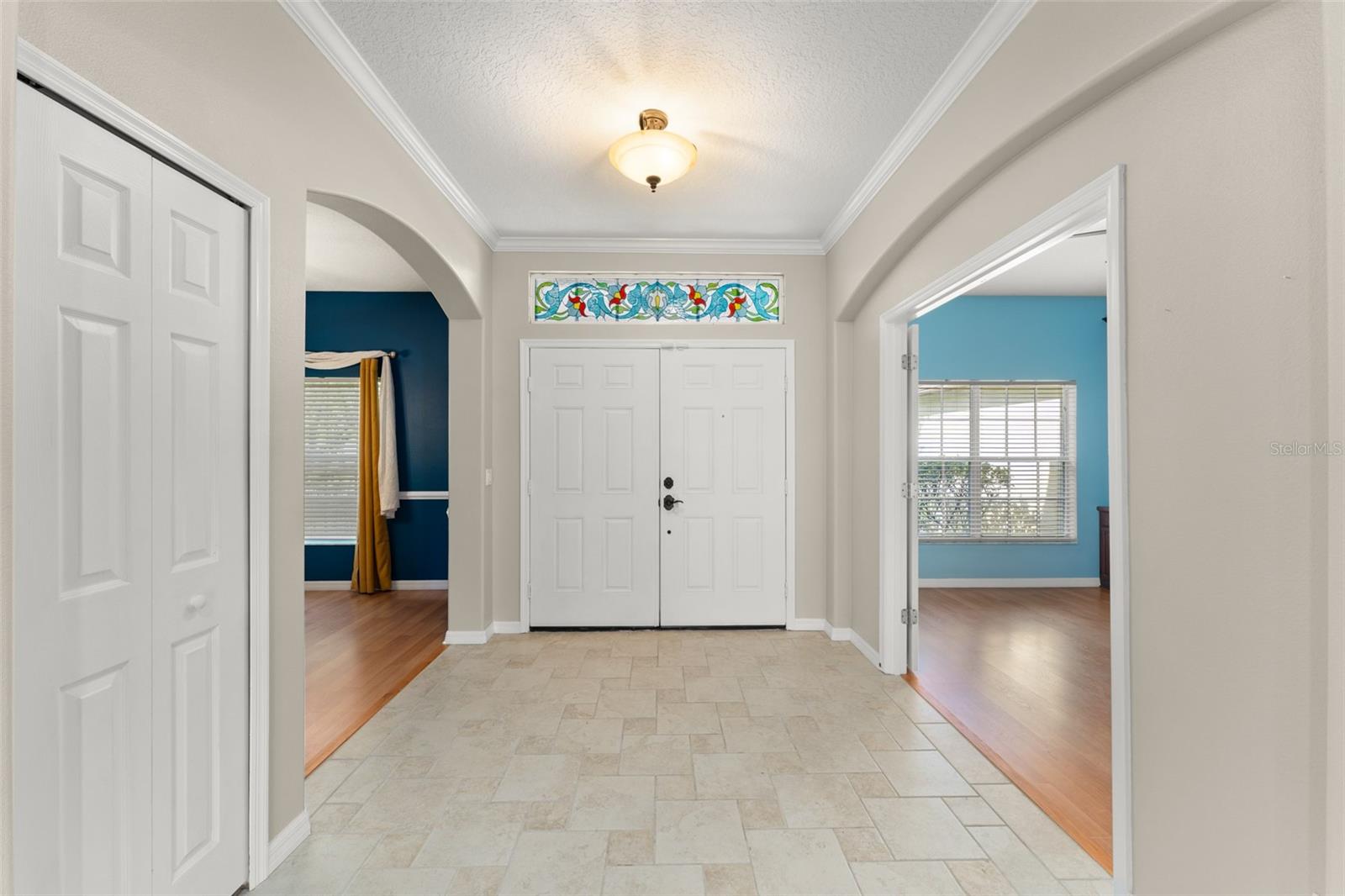 5864 AUTUMN CHASE CIR