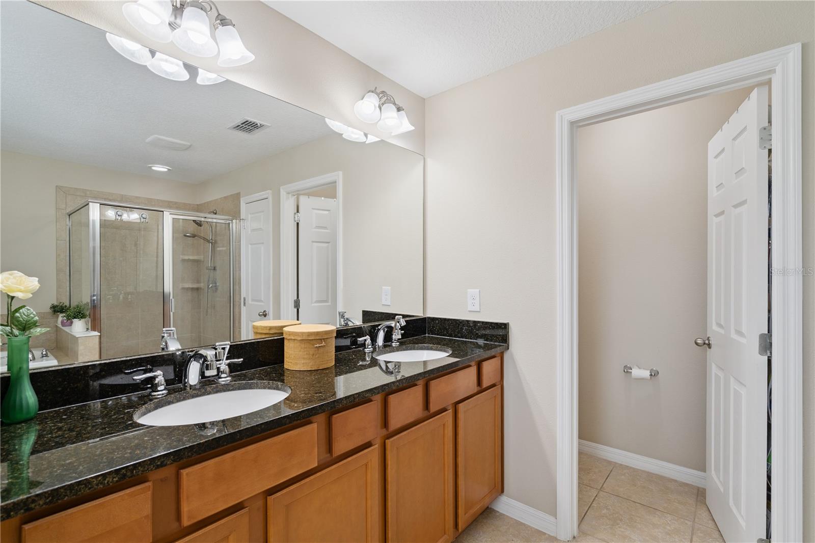 10000 LEYBURN CT