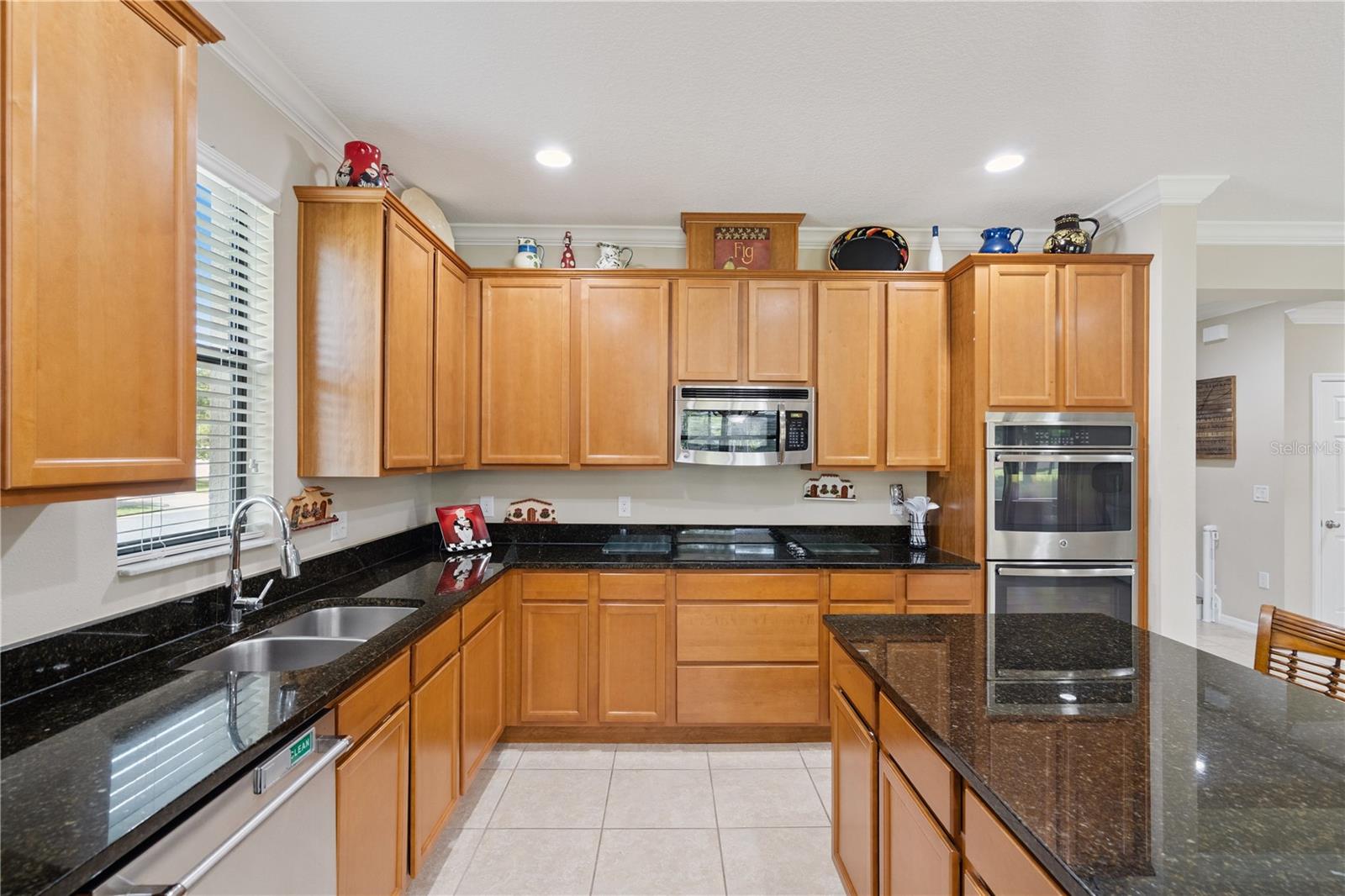 10000 LEYBURN CT