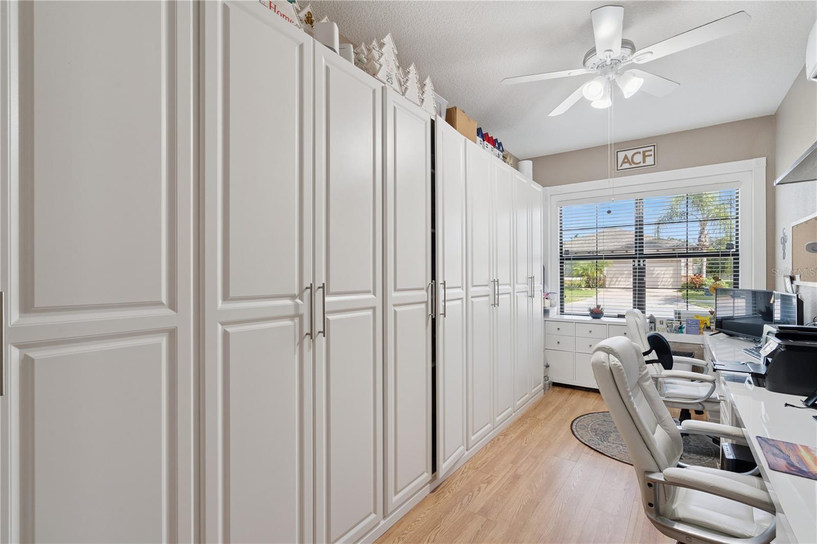 10000 LEYBURN CT
