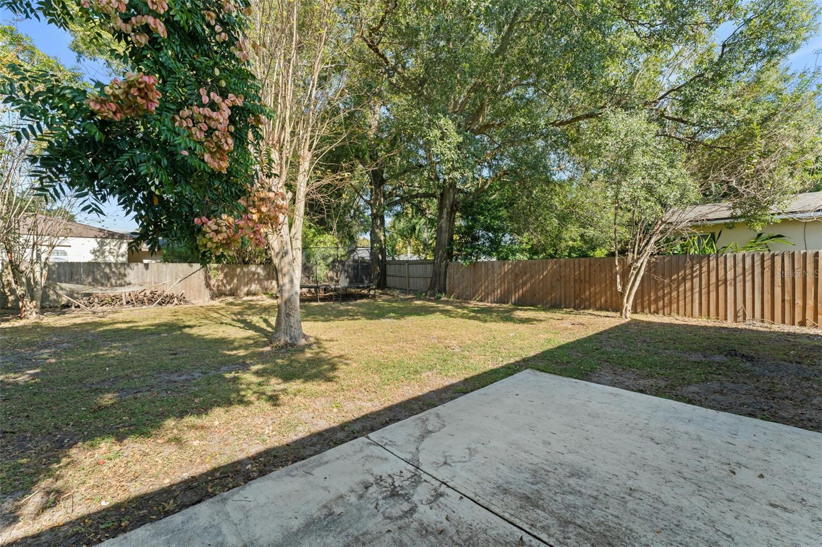 2005 VIRGINIA DR