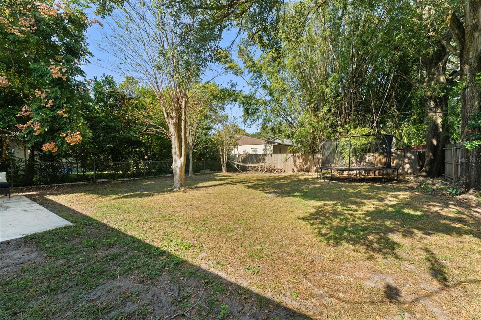 2005 VIRGINIA DR