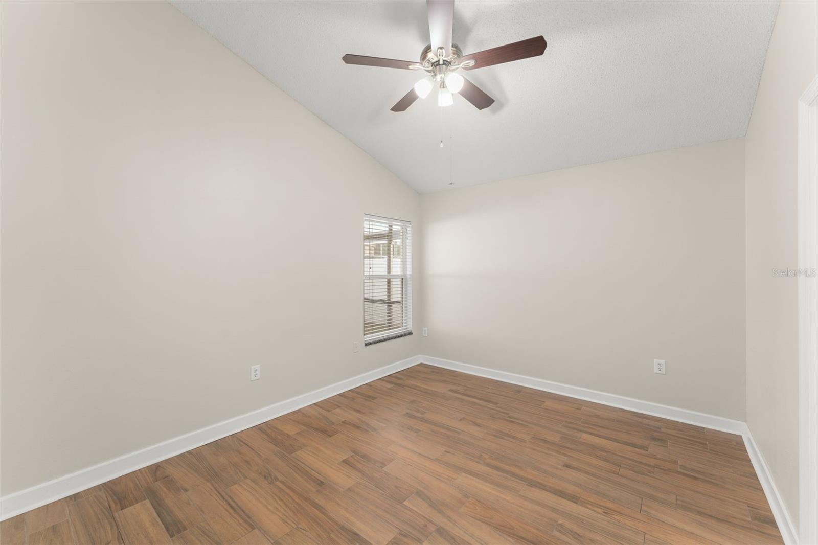 111 WINDY DUNE CT