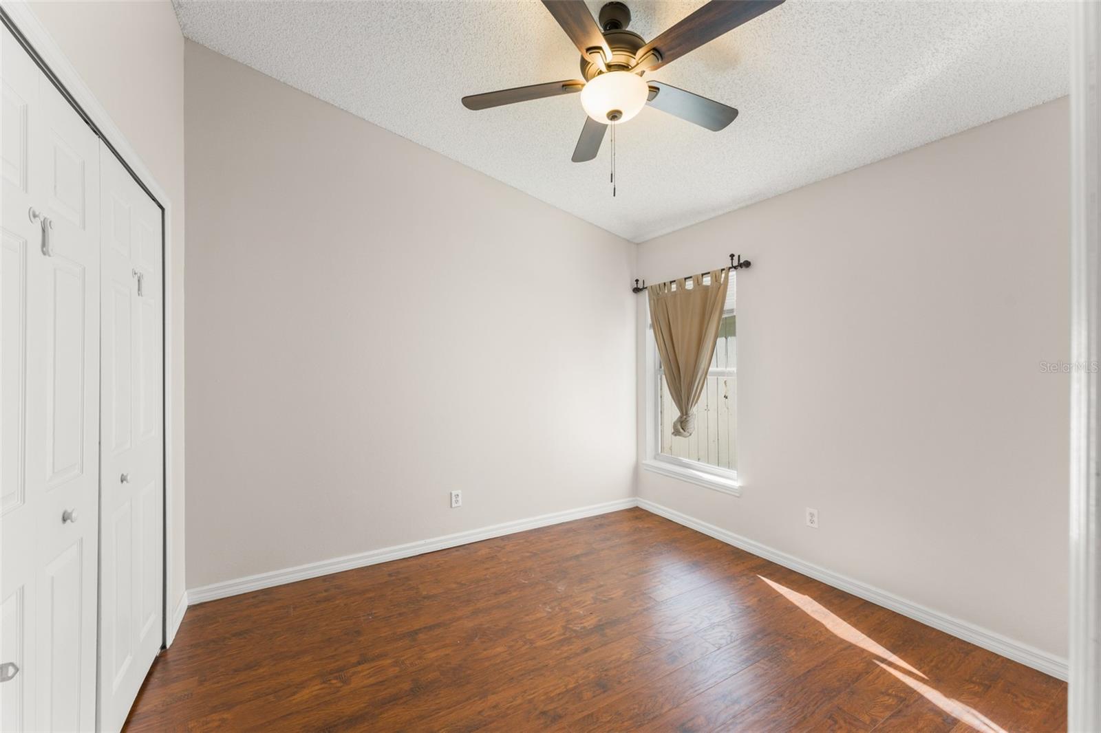 2374 BLUE SAPPHIRE CIR