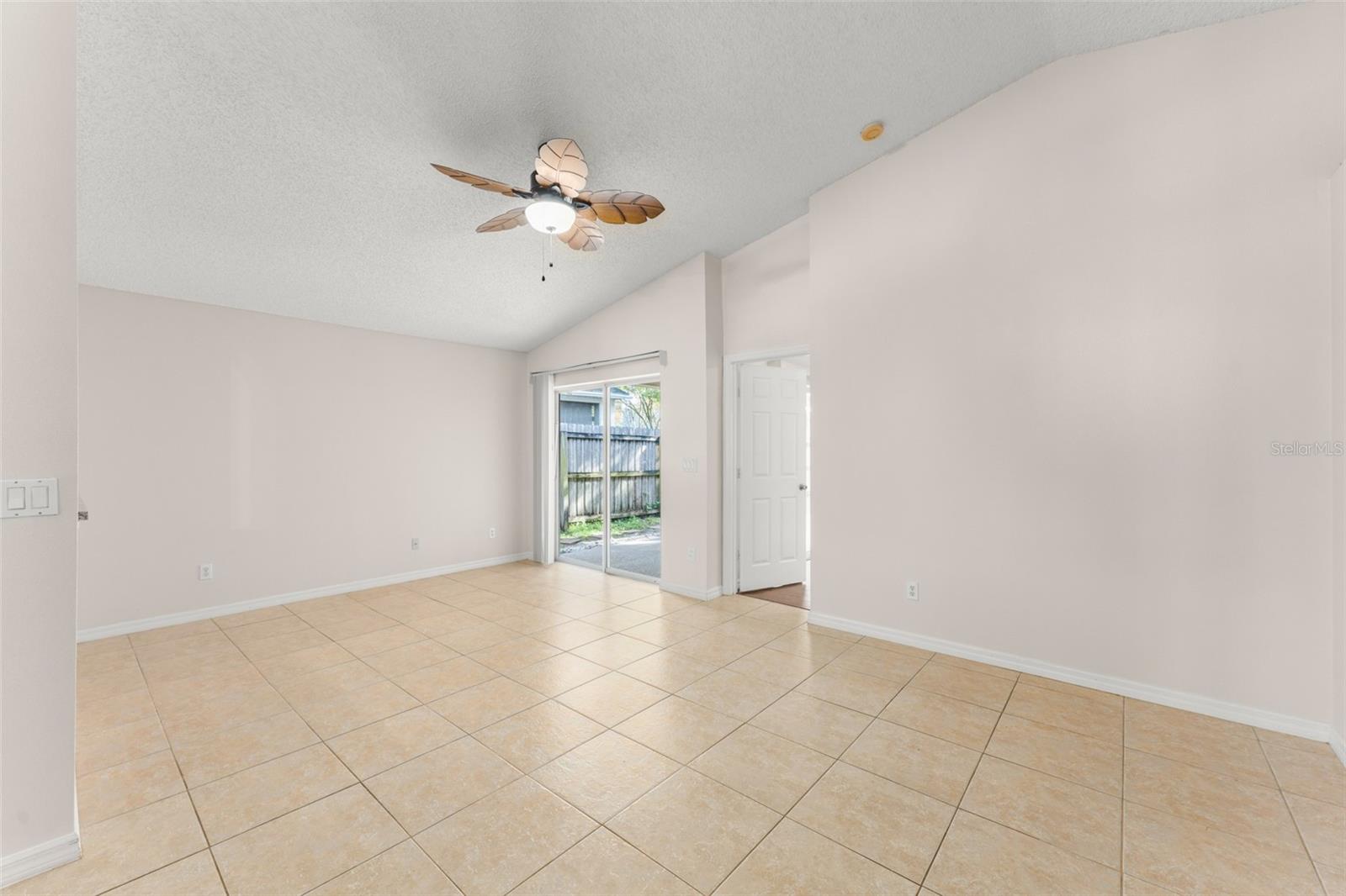 2374 BLUE SAPPHIRE CIR