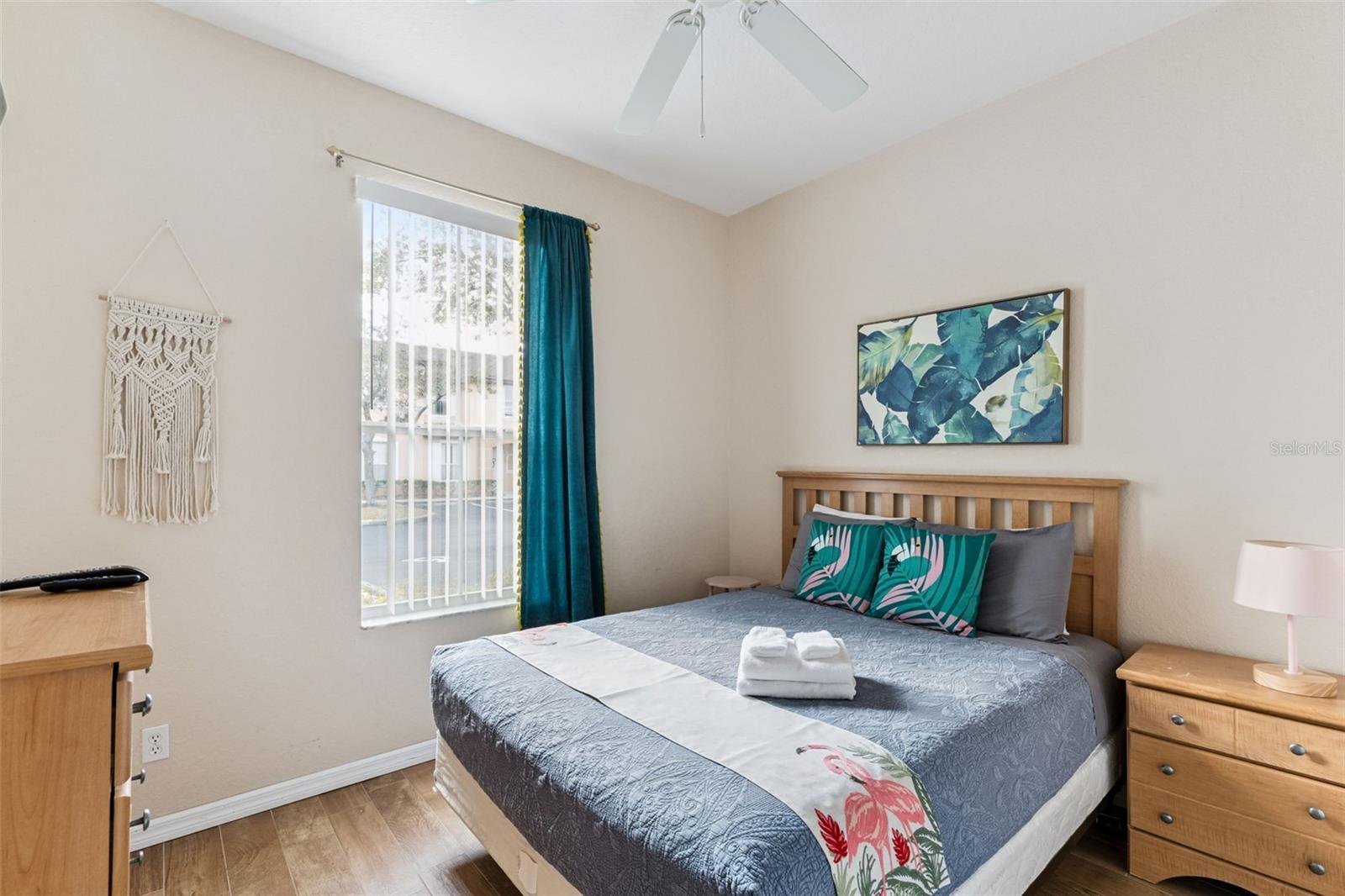 2715 ROADSTER LN