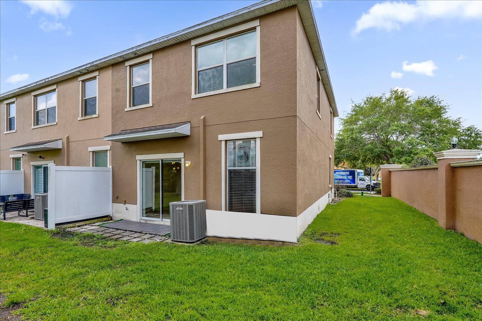 10815 SAVANNAH LANDING CIR