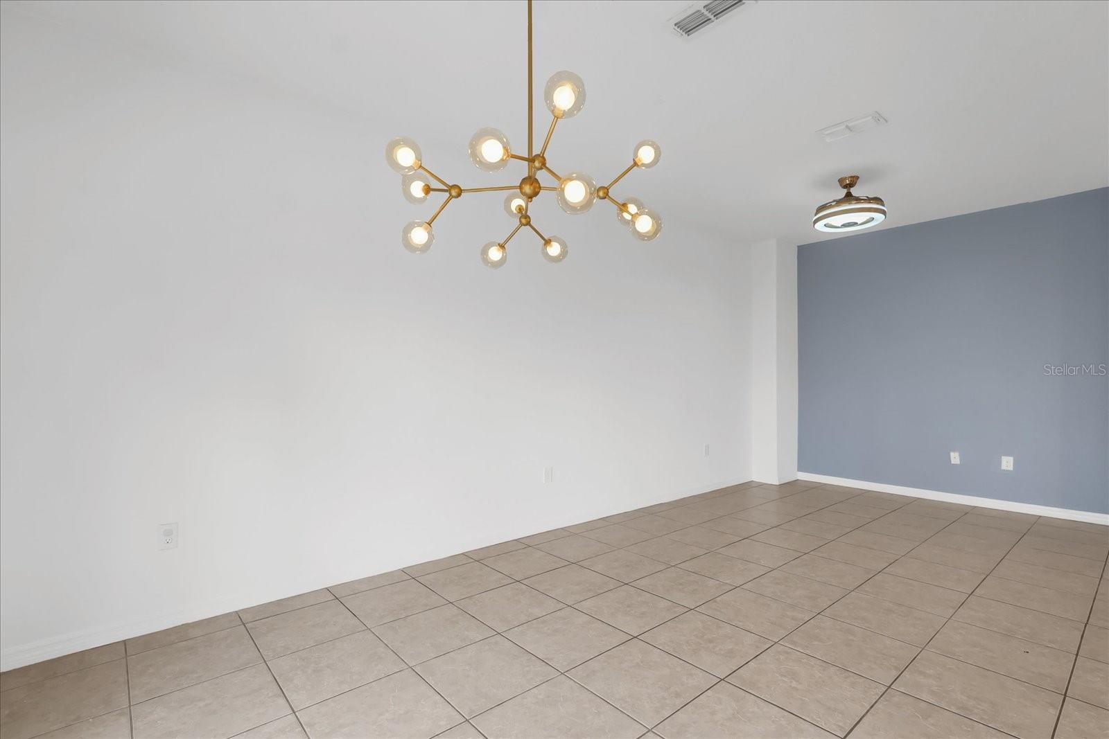 10815 SAVANNAH LANDING CIR