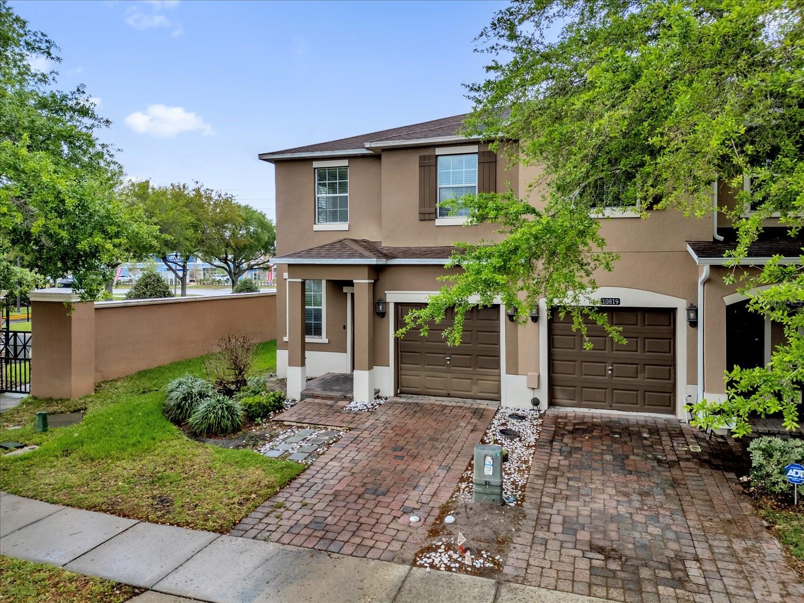 10815 SAVANNAH LANDING CIR
