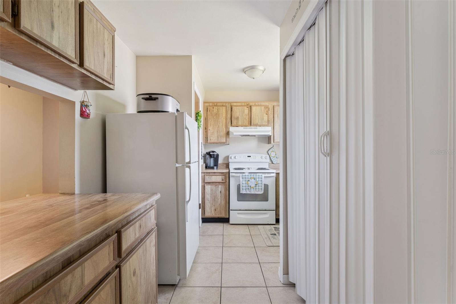 4202 PERSHING POINTE PL #7
