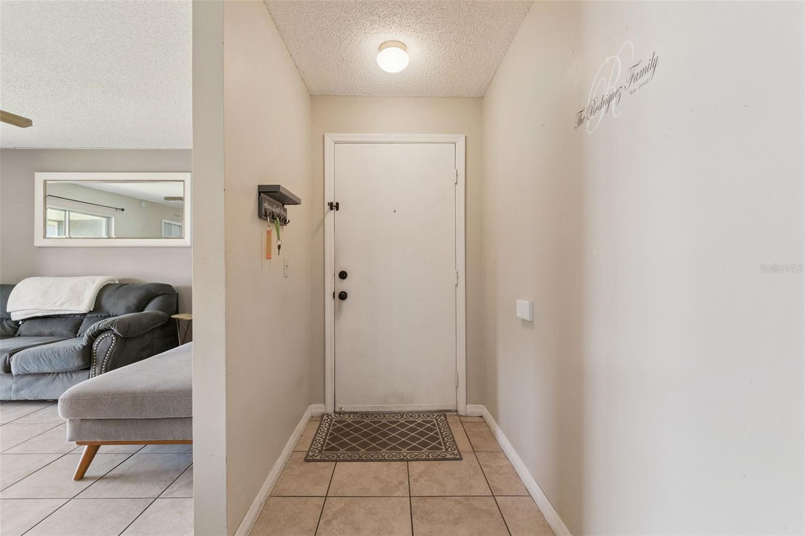 4202 PERSHING POINTE PL #7
