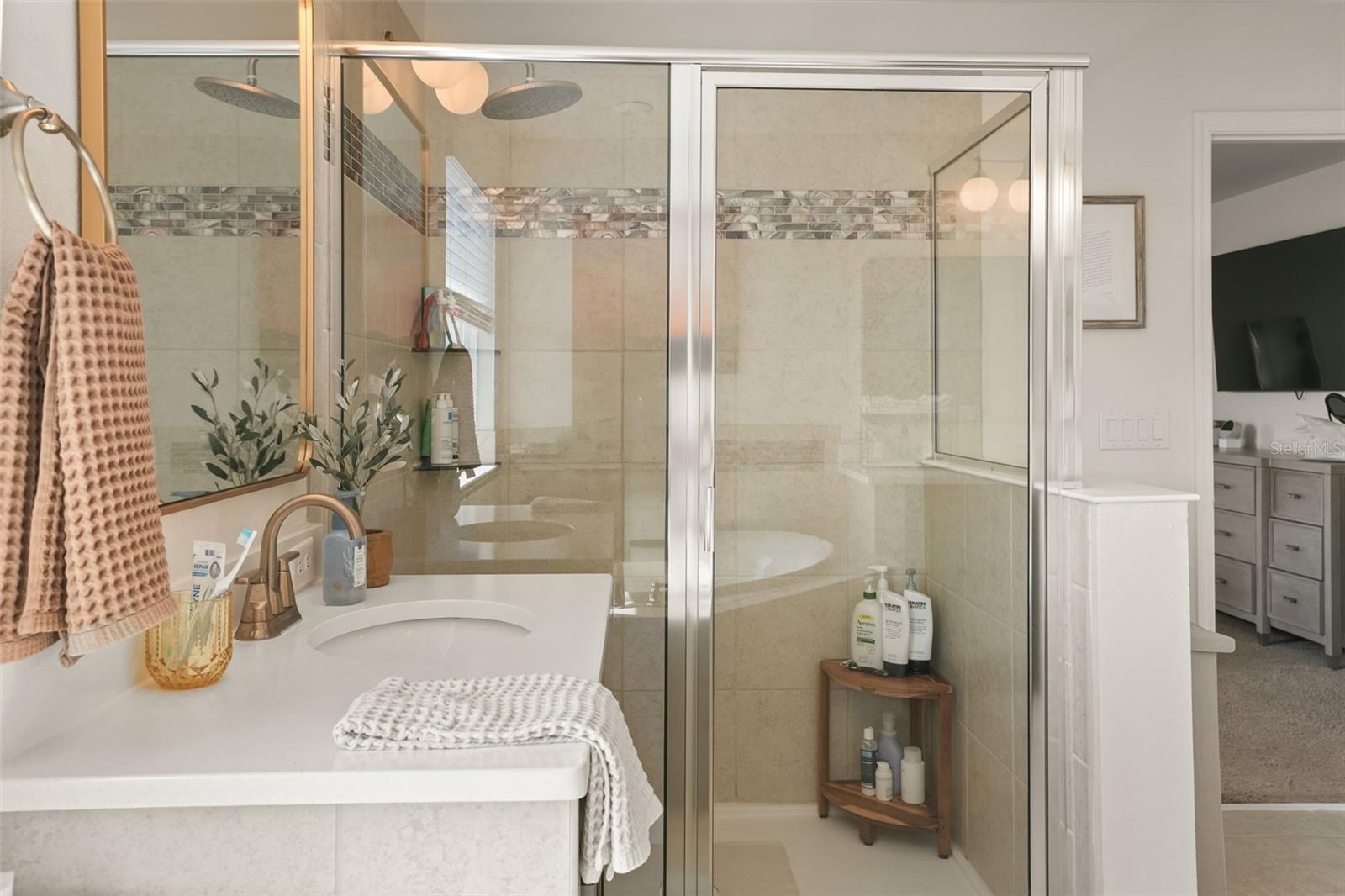 1802 BLISSFUL DR