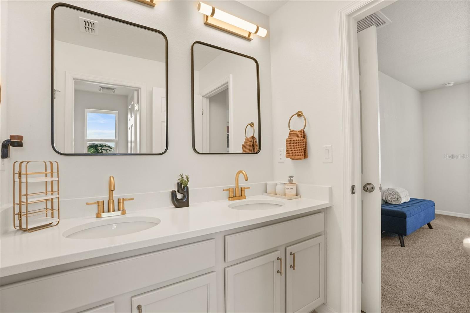 1802 BLISSFUL DR