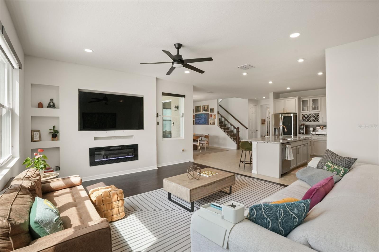 1802 BLISSFUL DR
