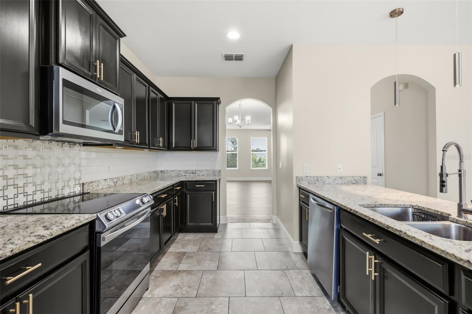 10522 GREEN IVY LN