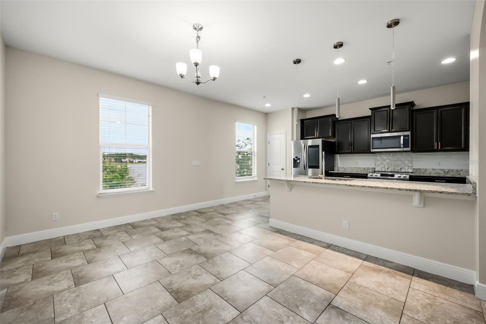 10522 GREEN IVY LN