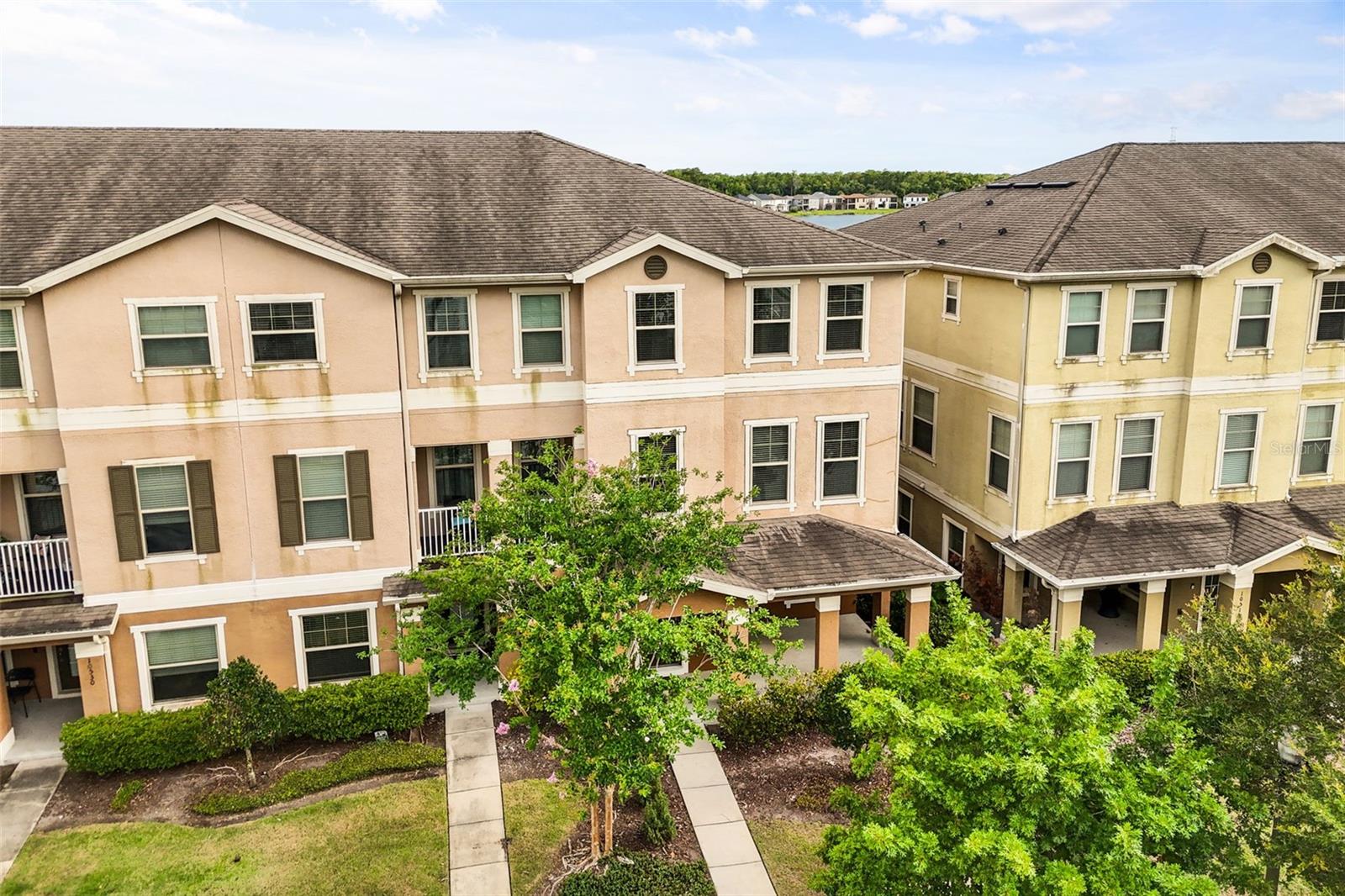 10522 GREEN IVY LN