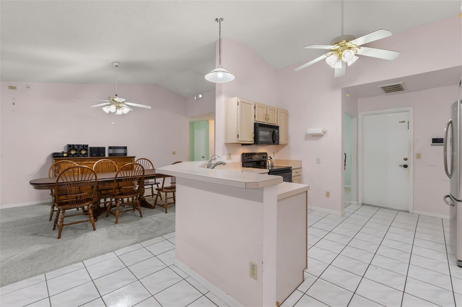 2556 TANDORI CIR