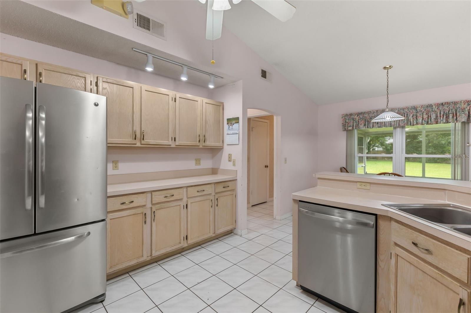 2556 TANDORI CIR