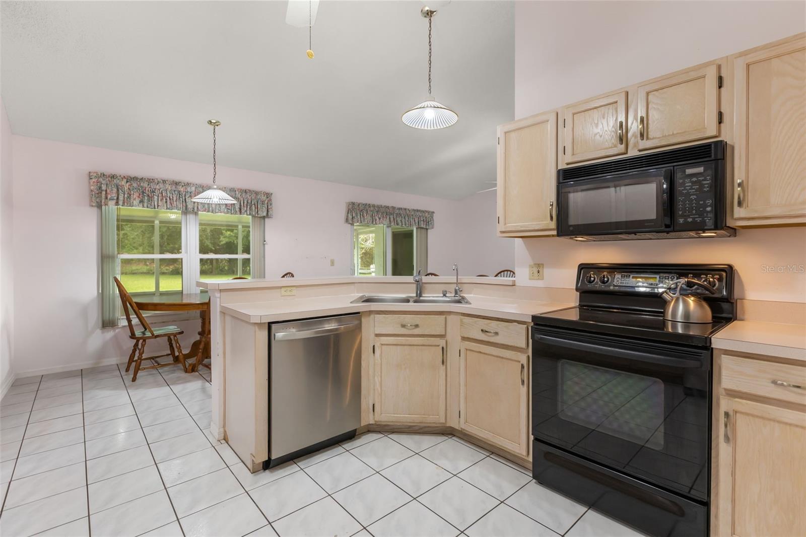 2556 TANDORI CIR