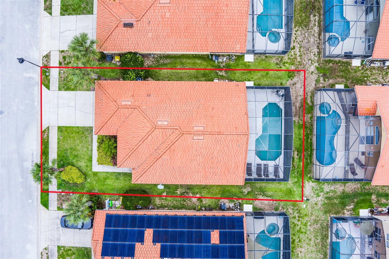423 PALOMA DR