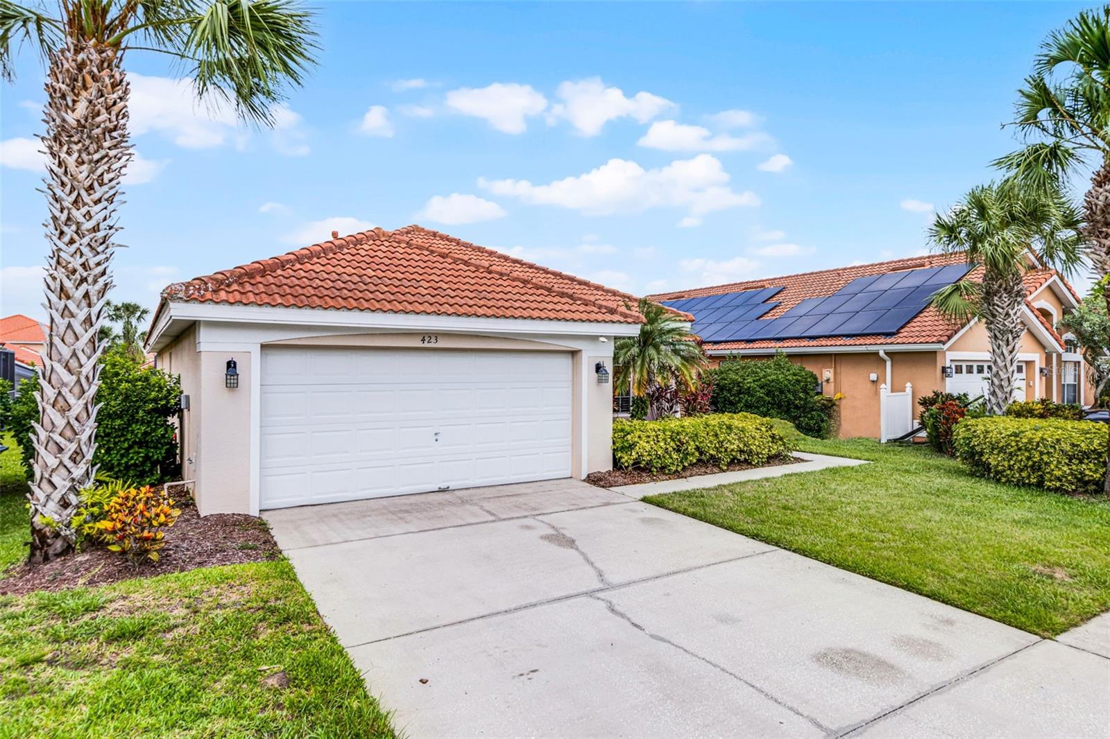 423 PALOMA DR