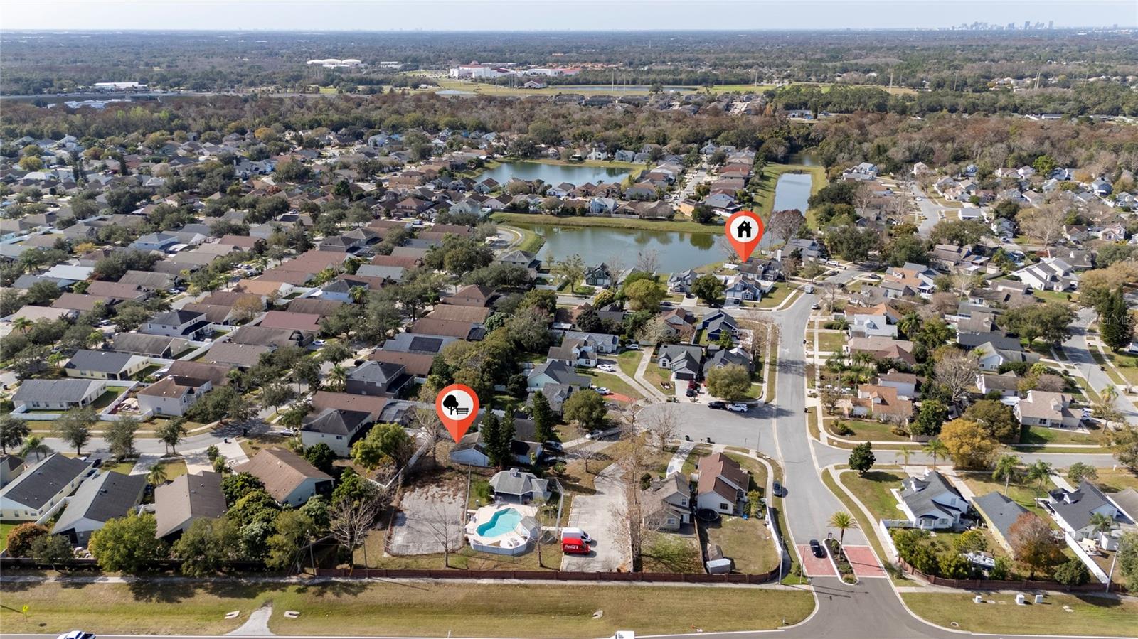 2200 KENTUCKY DERBY DR
