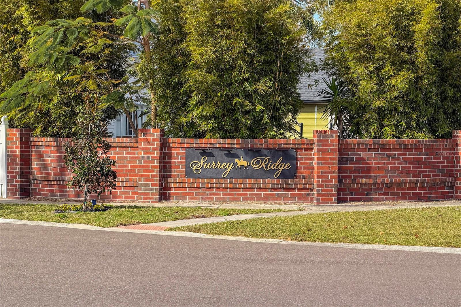 2200 KENTUCKY DERBY DR
