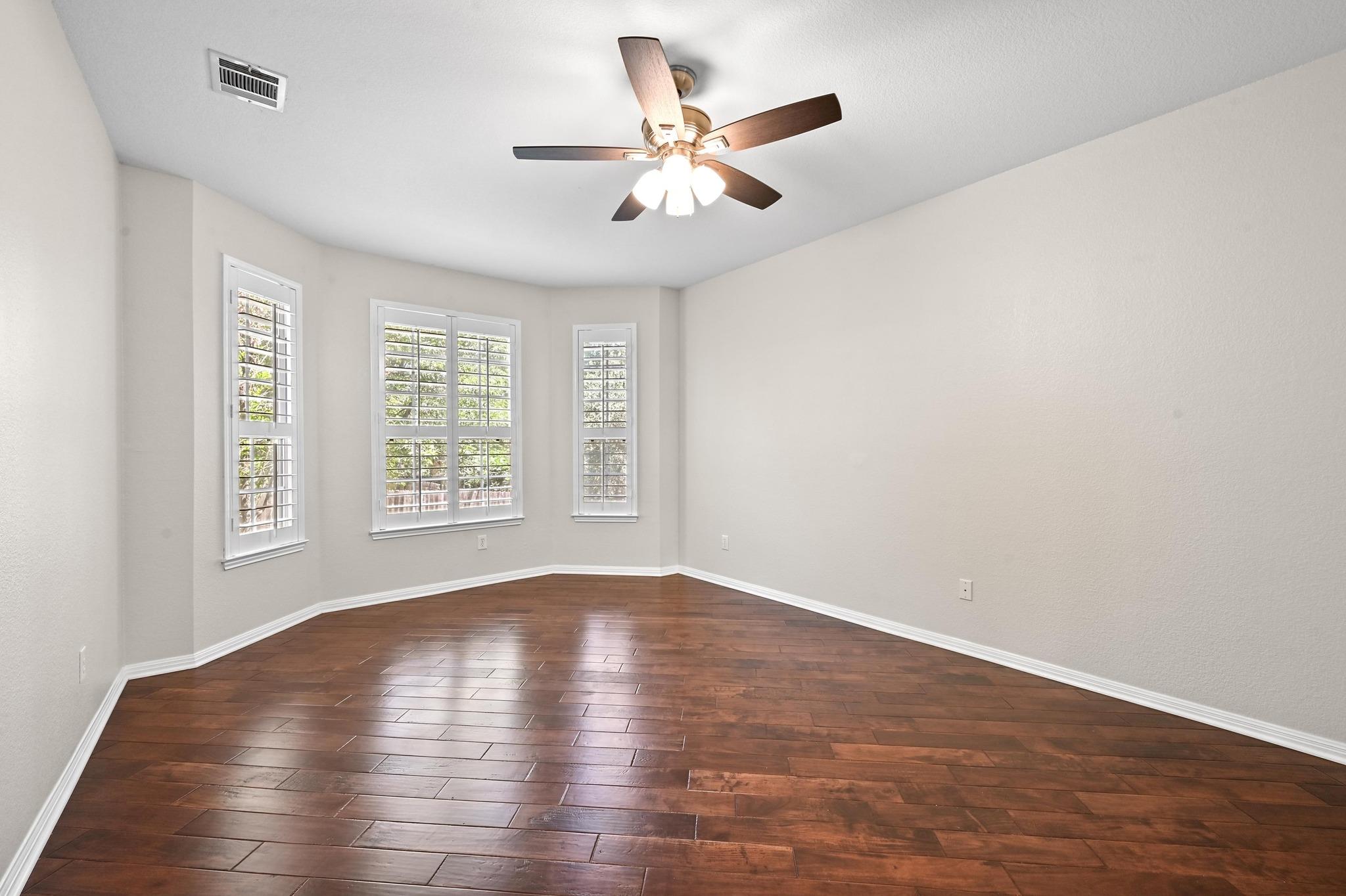2608 Dante CT