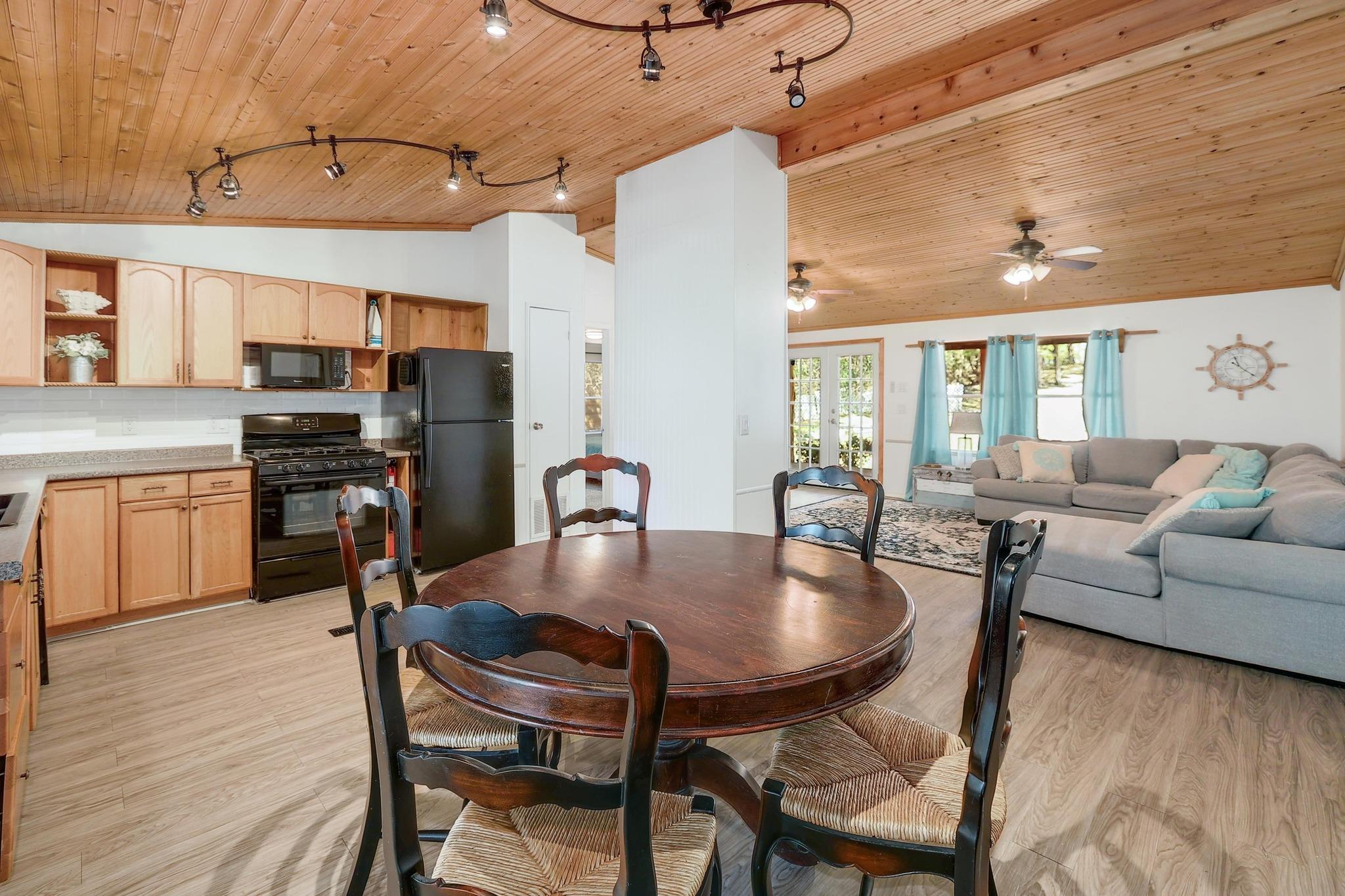 17311 Whippoorwill TRL