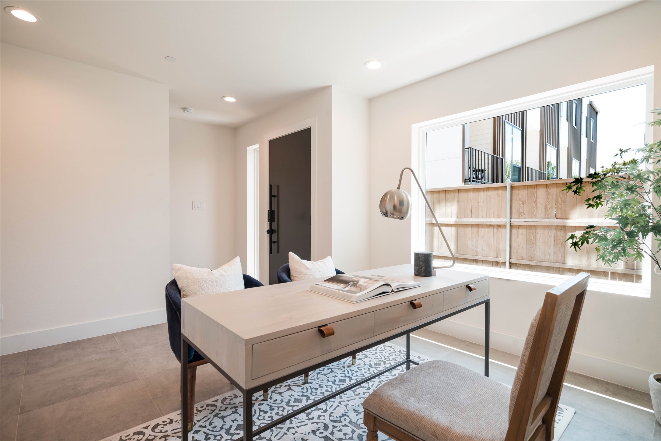 4517 Munger Avenue 106